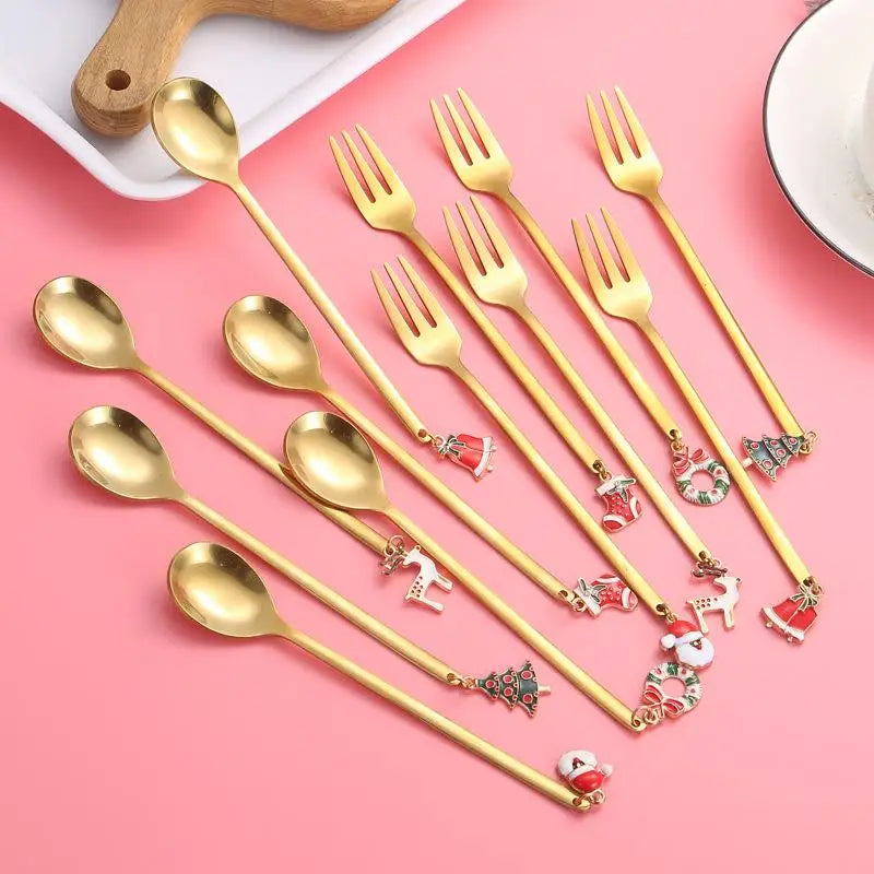 6PCS Christmas Spoons Coffee Cutlery Set Stainless Steel Cutlery Set Dessert Spoon Forks Christmas Gifts Elk Christmas Decoratio